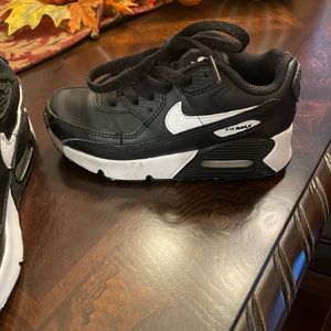 Nike. Gently used/minimal wear. Nike Airmax Boys 12C.